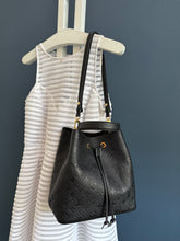 Lade das Bild in den Galerie-Viewer, LOUIS VUITTON NÉONOÉ