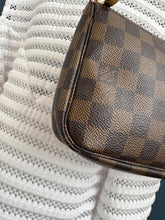 Lade das Bild in den Galerie-Viewer, LOUIS VUITTON POCHETTE