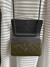 Lade das Bild in den Galerie-Viewer, CHANEL WOC