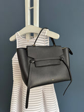 Lade das Bild in den Galerie-Viewer, CÉLINE BELT MINI