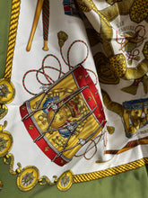 Lade das Bild in den Galerie-Viewer, HERMÉS CARE 90x90