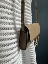 Lade das Bild in den Galerie-Viewer, CHLOÉ FAYE MINI