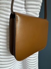 Lade das Bild in den Galerie-Viewer, CÉLINE BOX