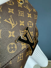 Lade das Bild in den Galerie-Viewer, LOUIS VUITTON PASSY