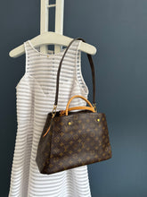 Lade das Bild in den Galerie-Viewer, LOUIS VUITTON MONTAIGNE