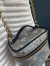 Lade das Bild in den Galerie-Viewer, LOUIS VUITTON MICRO VANITY