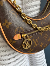 Lade das Bild in den Galerie-Viewer, LOUIS VUITTON LOOP