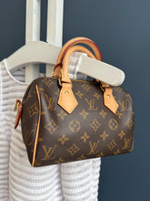 Lade das Bild in den Galerie-Viewer, LOUIS VUITTON SPEEDY 20