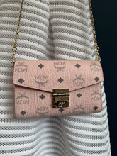 Lade das Bild in den Galerie-Viewer, MCM PATRICIA BAG