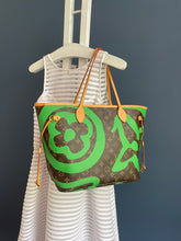 Lade das Bild in den Galerie-Viewer, LOUIS VUITTON NEVERFULL TAHITIENNE