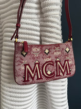 Lade das Bild in den Galerie-Viewer, MCM AREN BAG