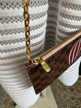 Lade das Bild in den Galerie-Viewer, LOUIS VUITTON CLUTCH