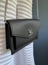 Lade das Bild in den Galerie-Viewer, LOUIS VUITTON MYLOCKME CHAIN