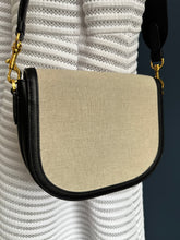 Lade das Bild in den Galerie-Viewer, MCM MÜNCHEN CROSSBODY