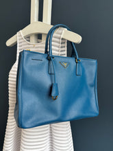 Lade das Bild in den Galerie-Viewer, PRADA GALLERIA