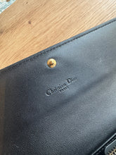 Lade das Bild in den Galerie-Viewer, DIOR VOYAGEUR GELDBÖRSE