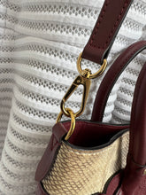 Lade das Bild in den Galerie-Viewer, LOUIS VUITTON ON MY SIDE PM