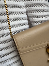 Lade das Bild in den Galerie-Viewer, YSL CASSANDRA