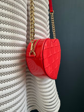 Lade das Bild in den Galerie-Viewer, MCM PATRICIA HEART