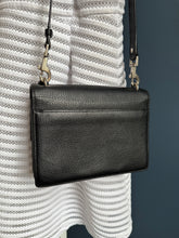 Lade das Bild in den Galerie-Viewer, YSL SUNSET