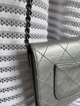 Lade das Bild in den Galerie-Viewer, CHANEL WOC