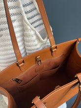 Lade das Bild in den Galerie-Viewer, LOUIS VUITTON ONTHEGO MM