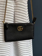 Lade das Bild in den Galerie-Viewer, GUCCI CROSSBODY / CLUTCH
