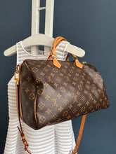 Lade das Bild in den Galerie-Viewer, LOUIS VUITTON SPEEDY 35 MIT SCHULTERRIEMEN