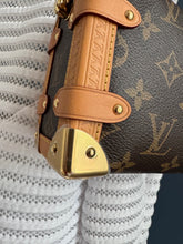 Lade das Bild in den Galerie-Viewer, LOUIS VUITTON SIDE TRUNK PM