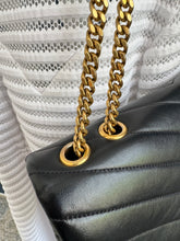 Lade das Bild in den Galerie-Viewer, YSL LOULOU MEDIUM