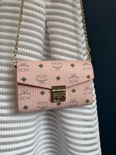 Lade das Bild in den Galerie-Viewer, MCM PATRICIA BAG