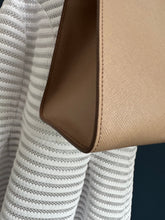 Lade das Bild in den Galerie-Viewer, PRADA BAG