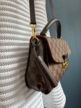Lade das Bild in den Galerie-Viewer, LOUIS VUITTON CROISSETE