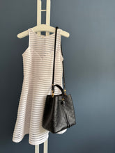 Lade das Bild in den Galerie-Viewer, LOUIS VUITTON NÉONOÉ EMPREINTE