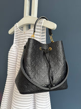Lade das Bild in den Galerie-Viewer, LOUIS VUITTON NÉONOÉ EMPREINTE