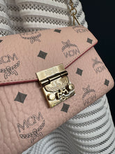 Lade das Bild in den Galerie-Viewer, MCM PATRICIA BAG