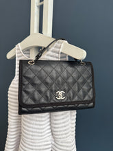 Lade das Bild in den Galerie-Viewer, CHANEL COCO HANDLE