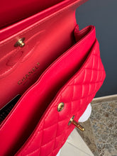 Lade das Bild in den Galerie-Viewer, CHANEL DOUBLE FLAP MEDIUM