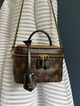 Lade das Bild in den Galerie-Viewer, LOUIS VUITTON VANITY
