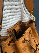 Lade das Bild in den Galerie-Viewer, MCM BEUTEL