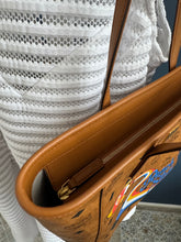 Lade das Bild in den Galerie-Viewer, MCM TONI SHOPPER