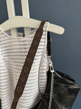 Lade das Bild in den Galerie-Viewer, LOUIS VUITTON CARRYALL CARGO VIBE