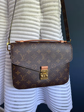 Lade das Bild in den Galerie-Viewer, LOUIS VUITTON MÉTIS