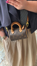Lade das Bild in den Galerie-Viewer, LOUIS VUITTON NANO SPEEDY