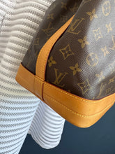Lade das Bild in den Galerie-Viewer, LOUIS VUITTON NOÉ GRANDE