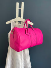 Lade das Bild in den Galerie-Viewer, LOUIS VUITTON TAIGARAMA KEEPALL 50