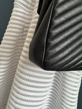 Lade das Bild in den Galerie-Viewer, YSL COLLEGE LARGE