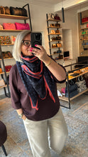 Lade das Bild in den Galerie-Viewer, LOUIS VUITTON UPSIDE-DOWN TUCH