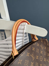 Lade das Bild in den Galerie-Viewer, LOUIS VUITTON GRAND PALAIS