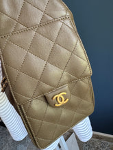 Lade das Bild in den Galerie-Viewer, CHANEL 25 SMALL
